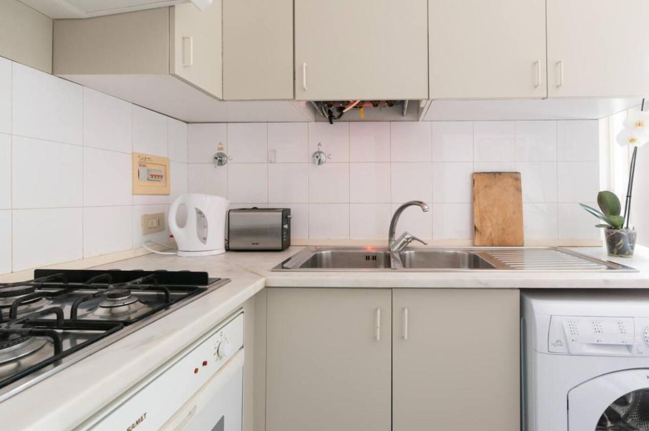 Via Ricasoli Apartment, Next To Accademia フィレンツェ エクステリア 写真